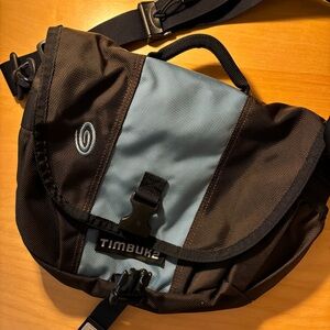 Small Timbuk2 messenger